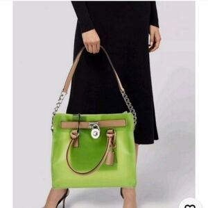 💣💣 Limited RARE HTF VINTAGE MICHAEL KORS NEON GREEN FROSTED JELLY HAMILTON